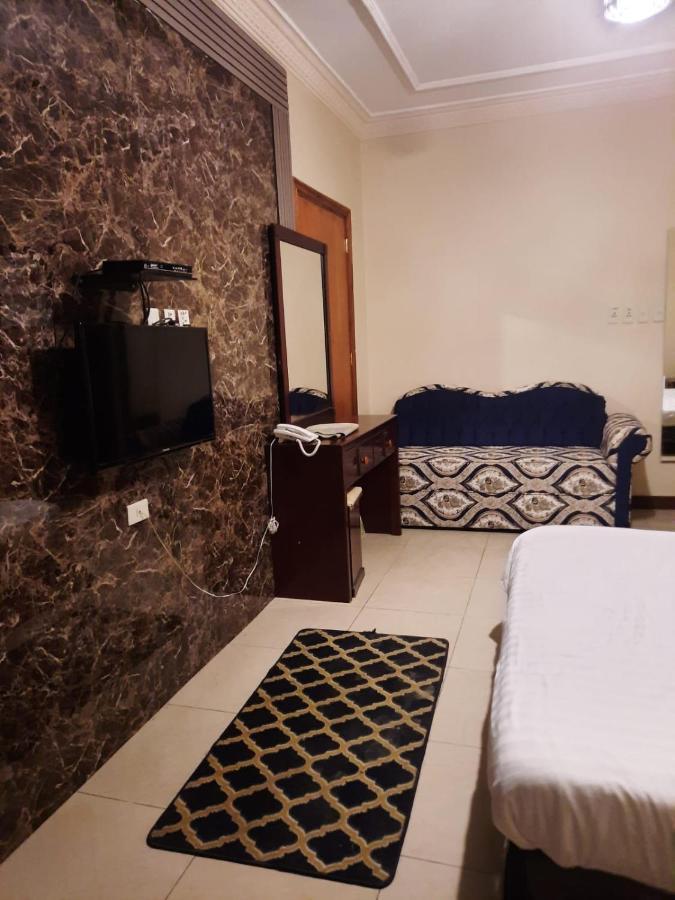 شقق العنوان للوحدات المخدومة Alanwaan Apartments For Serviced Units Dammam Exterior photo